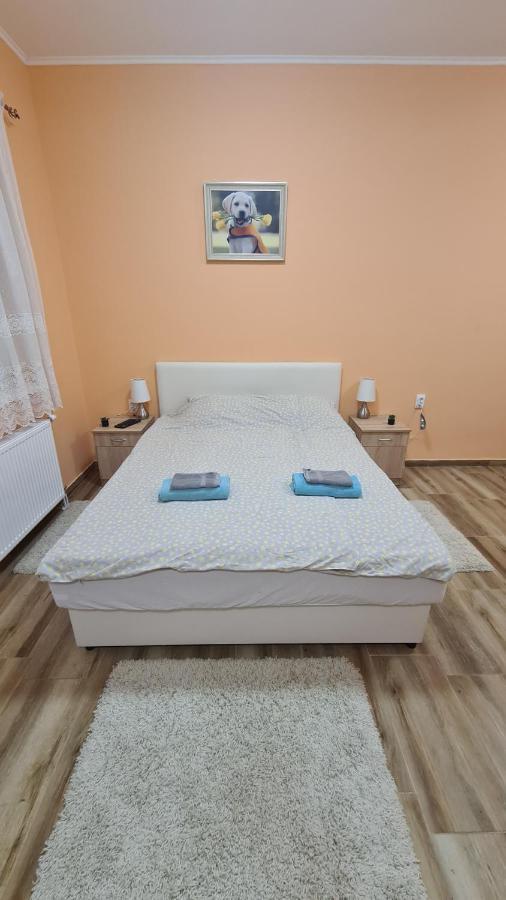 Ales Apartman Sombor Eksteriør bilde